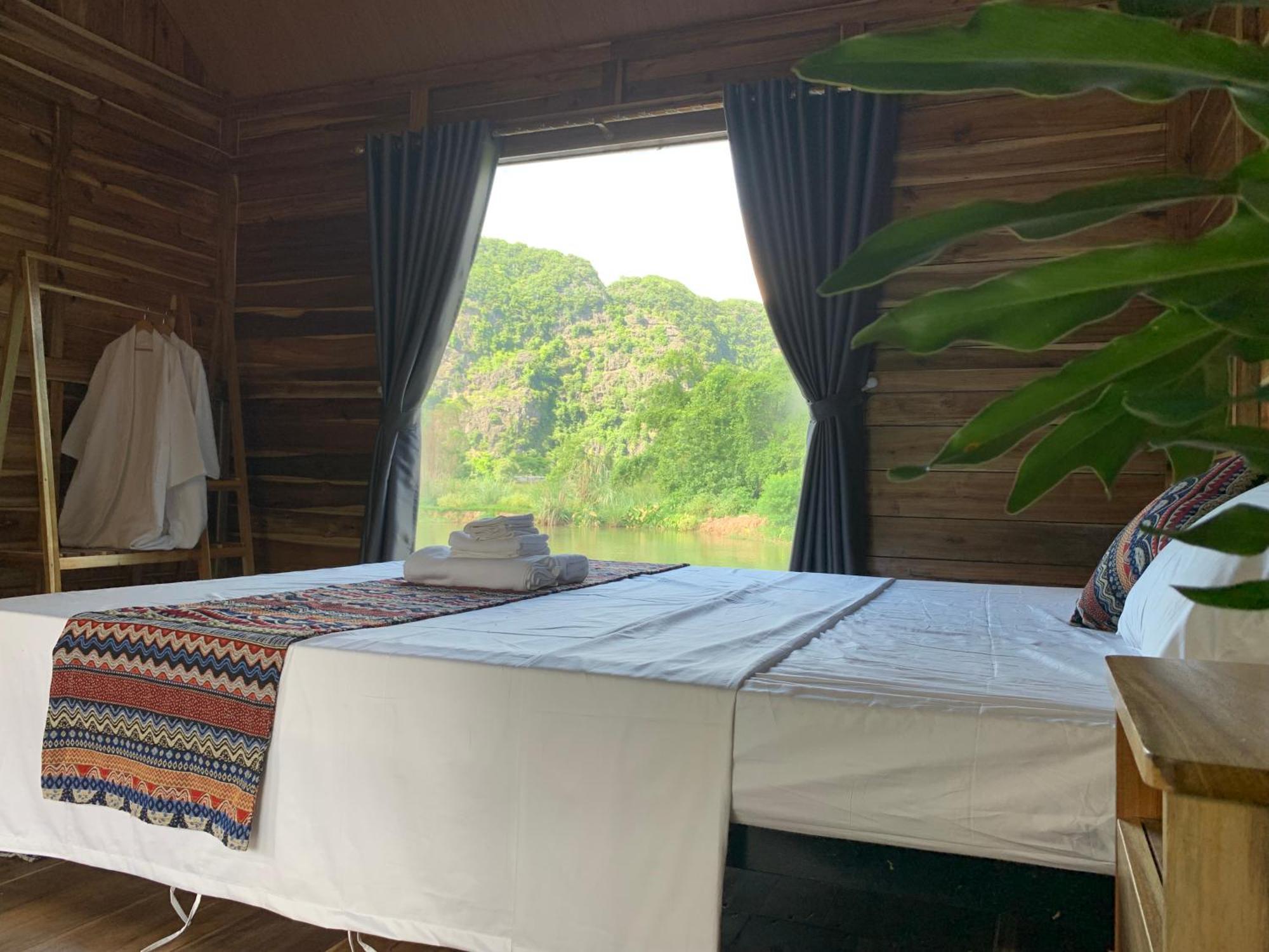 Peaceful Refuge Homestay Нин Бин Екстериор снимка